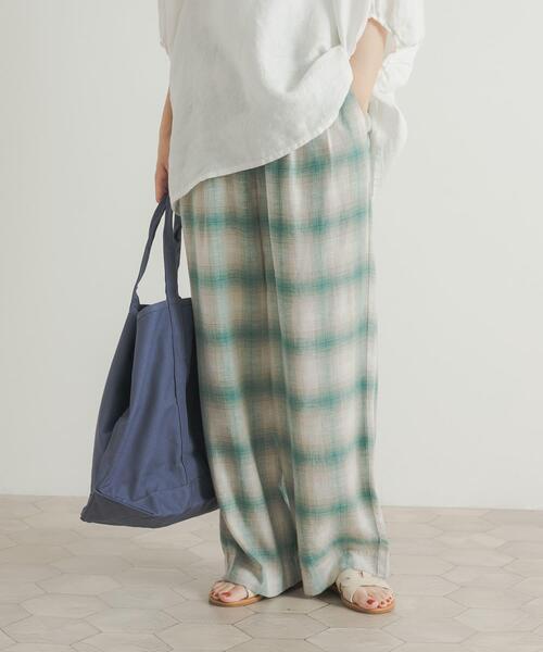 URBAN RESEARCH DOORS（アーバンリサーチドアーズ）の「『一部WEB限定カラー』オンブレーチェックパンツ（その他パンツ・レディース・グリーン系その他/ベージュ系その他/ブラック系その他・SMALL/MEDIUM）」の3枚目の写真