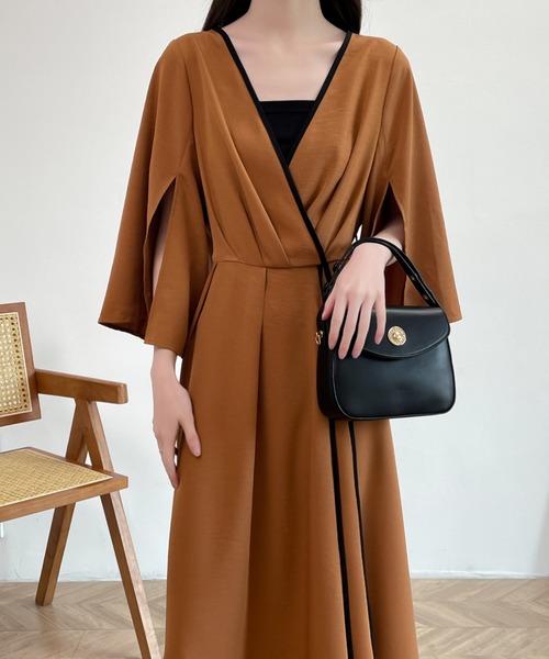 ABITOKYO(アビトーキョー)の「スリットスリーブ配色パイピングカシュクールワンピース(ワンピース・レディース・ブラウン/ブラック/グリーン・M/L)」の8枚目の写真