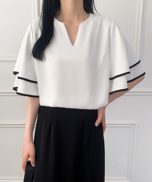 ABITOKYO(アビトーキョー)の「配色パイピングフレアスリーブキーネックブラウス(シャツ/ブラウス・レディース・ブラック/ホワイト・M/L)」の4枚目の写真