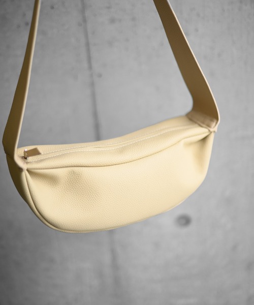 Marient（マリエント）の「Wrap Shoulder Bag（ショルダーバッグ・レディース・ベージュ/ブラック・FREE）」の9枚目の写真