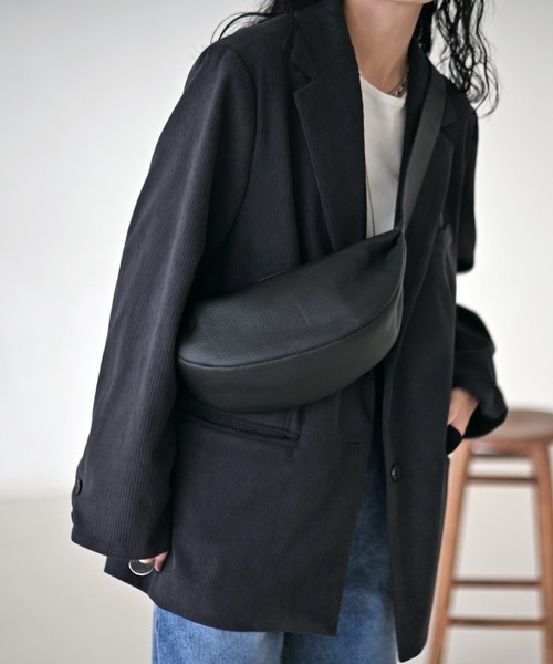 Marient（マリエント）の「Wrap Shoulder Bag（ショルダーバッグ・レディース・ベージュ/ブラック・FREE）」の11枚目の写真