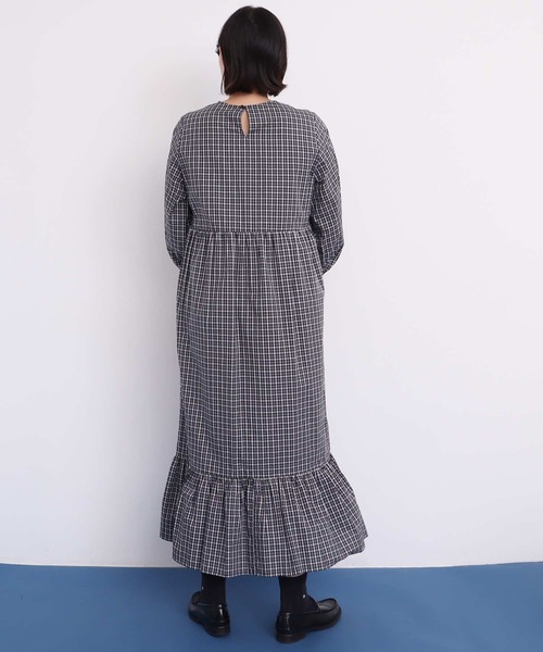 I am I in fact（アイアムアイインファクト）の「○Bustier