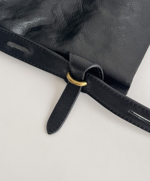 CANAL JEAN（キャナルジーン）の「El mar　レザーミニバケツショルダーバッグ（ショルダーバッグ・レディース・ベージュ/ブラック・ONE SIZE）」の7枚目の写真