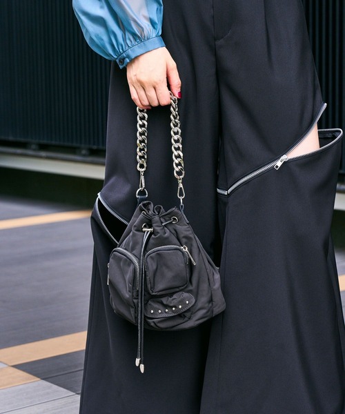 HARE(ハレ)の「ナップミニショルダーバッグ(HARE)(ショルダーバッグ・レディース・ブラック・FREE)」の2枚目の写真