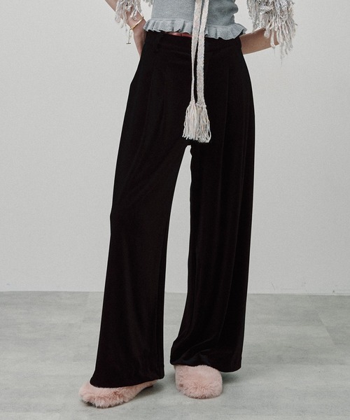 クラシカルベロアツータックGパンツ（その他パンツ）｜J1U by LA BELLE