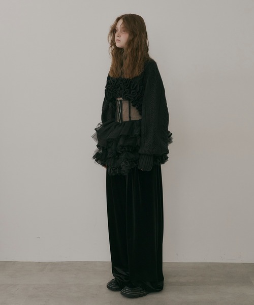 ★推薦必見【アルベロベロ】ストレッチクロプトパンツ　裾モチーフビーズ加工　M セール】 【日本製】裾カフスデザインクロップドパンツ （ショート