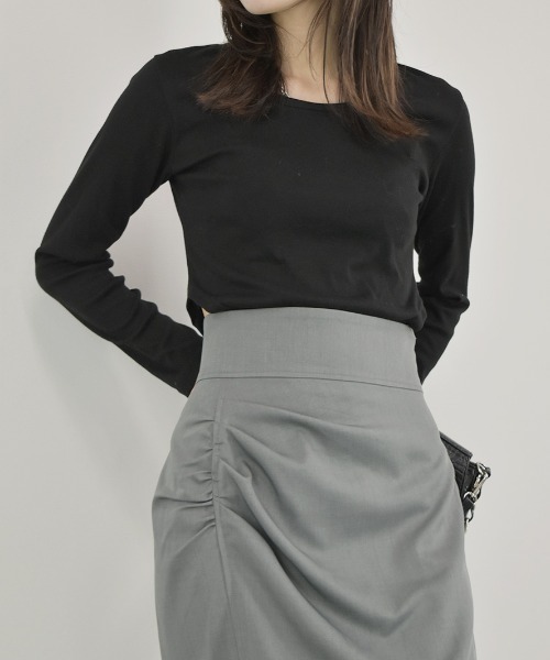 Reurie'(レウリィ)の「【新色追加】ボディースーツ風トップス / 長袖 クルーネック 肌見せ Vカット クロップド丈 シンプル 大人カジュアル 韓国ファッション モノトーン 黒 ブラック グレー(Tシャツ/カットソー・レディース・ブラック/グレー/ホワイト・FREE)」の19枚目の写真