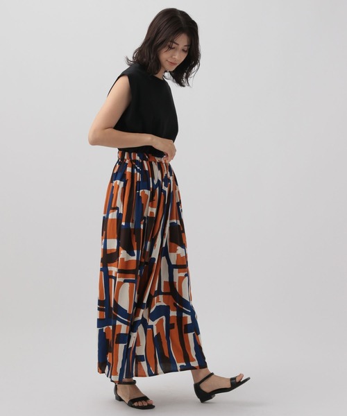 Elura（エルーラ）の「幾何プリントフレアスカート/140469（スカート・レディース・イエロー/オレンジ・FREE）」の4枚目の写真