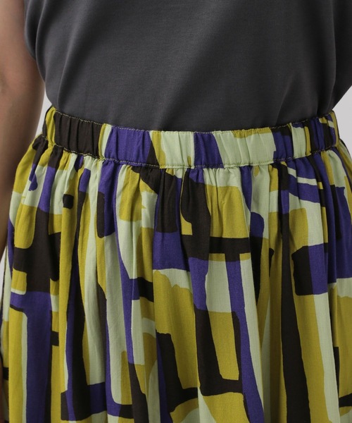 Elura（エルーラ）の「幾何プリントフレアスカート/140469（スカート・レディース・イエロー/オレンジ・FREE）」の10枚目の写真