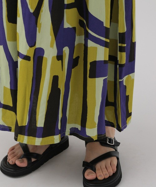 Elura（エルーラ）の「幾何プリントフレアスカート/140469（スカート・レディース・イエロー/オレンジ・FREE）」の12枚目の写真