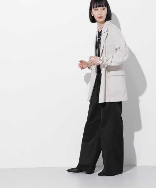 Apo(s)ture(アポスチャー)の「ARIA-004/サテンストレッチドロストワイドパンツ(その他パンツ・レディース・ベージュ/モカ/ネイビー/ブラック・XS/S/M/L/XL)」の21枚目の写真