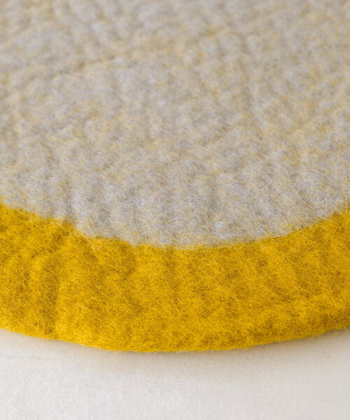 BIRTHDAY BAR(バースデイバー)の「【SAHIR サヒール】Wool Chair Mat チェアマット(ラグ/マット・レディース・ネイビー/グレー・0)」の6枚目の写真