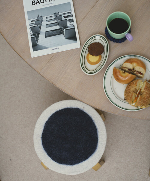 BIRTHDAY BAR(バースデイバー)の「【SAHIR サヒール】Wool Chair Mat チェアマット(ラグ/マット・レディース・ネイビー/グレー・0)」の7枚目の写真