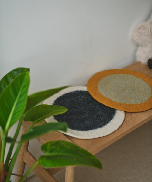 BIRTHDAY BAR(バースデイバー)の「【SAHIR サヒール】Wool Chair Mat チェアマット(ラグ/マット・レディース・ネイビー/グレー・0)」の9枚目の写真