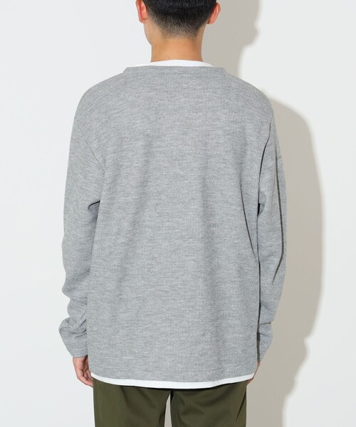BEAMS HEART(ビームスハート)の「畦編み キーネック フェイクレイヤー カットソー(Tシャツ/カットソー・メンズ・グレー/ネイビー・S/M/L/XL)」の14枚目の写真