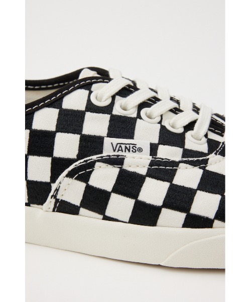 VANS（バンズ）の「AUTHENTIC LOWPRO（スニーカー・レディース・ブラック/シルバー・23cm/23.5cm/24cm/24.5cm/25cm）」の15枚目の写真