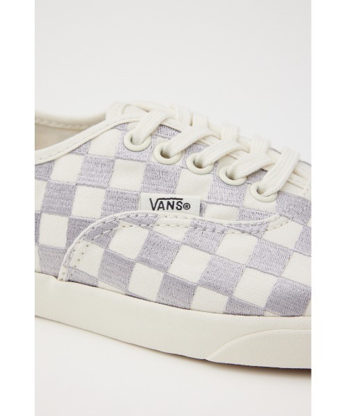 VANS（バンズ）の「AUTHENTIC LOWPRO（スニーカー・レディース・ブラック/シルバー・23cm/23.5cm/24cm/24.5cm/25cm）」の12枚目の写真