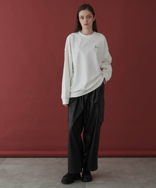 LUCY（ルーシー）の「LUCY/AIRFUNCTIONワンポイントプルオーバー（スウェット・メンズ・ダークグレー/ホワイト・MEDIUM/LARGE）」の4枚目の写真