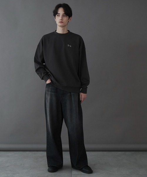 LUCY（ルーシー）の「LUCY/AIRFUNCTIONワンポイントプルオーバー（スウェット・メンズ・ダークグレー/ホワイト・MEDIUM/LARGE）」の5枚目の写真