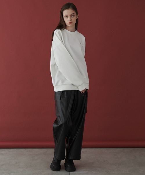 LUCY（ルーシー）の「LUCY/AIRFUNCTIONワンポイントプルオーバー（スウェット・メンズ・ダークグレー/ホワイト・MEDIUM/LARGE）」の11枚目の写真