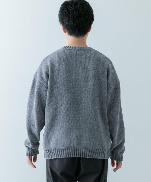 ITEMS URBANRESEARCH（アイテムズ アーバンリサーチ）の「モール クルーネック ニット（ニット/セーター・メンズ・ブラック/ベージュ/アイボリー/チャコールグレー・MEDIUM/LARGE）」の7枚目の写真