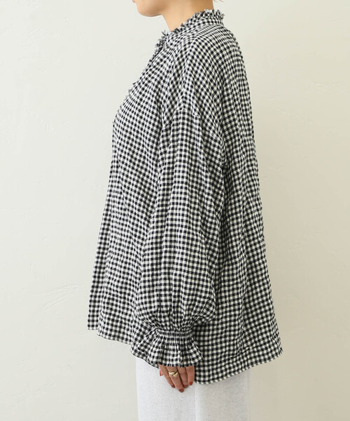 JOURNAL STANDARD LUXE(ジャーナルスタンダード ラックス)の「シャーリングチェック フリルパフブラウス(シャツ/ブラウス・レディース・ホワイト/チャコールグレー・FREE)」の15枚目の写真