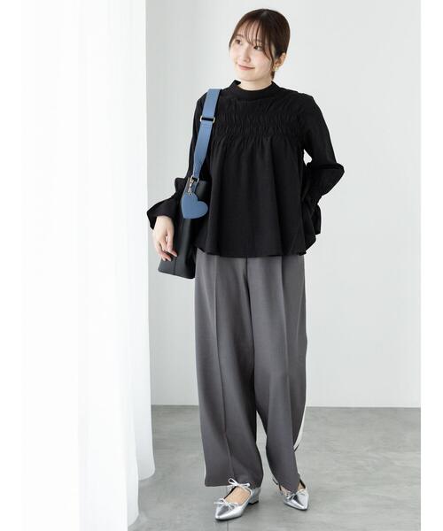 Te chichi TERRASSE（テチチテラス）の「サイドラインスラックス（その他パンツ・レディース・ブラック/ベージュ/グレー・F）」の13枚目の写真