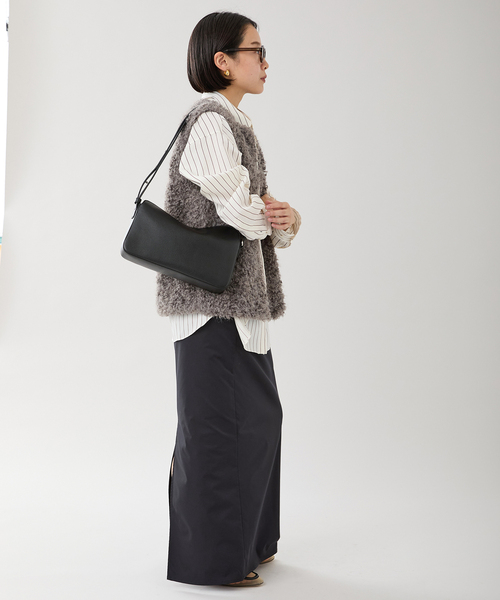 IENA（イエナ）の「サテン ストライプ シャツ（シャツ/ブラウス・レディース・ブラウン/アイボリー・FREE）」の14枚目の写真