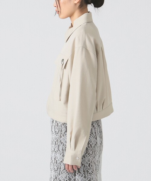 Ray BEAMS（レイビームス）の「ハトメフラップ ブルゾン（ブルゾン・レディース・ブラック/ベージュ・1/0）」の17枚目の写真