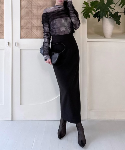 ROYAL PARTY（ロイヤルパーティー）の「ラメチュールレイヤードシアートップス（Tシャツ/カットソー・レディース・オフホワイト/ブラック/ベージュ・FREE）」の15枚目の写真