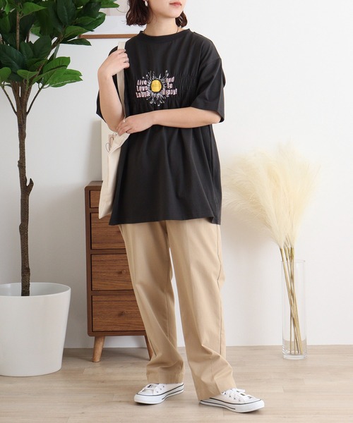 Arinomama(アリノママ)の「USAコットン シャーリングフラワー&ロゴT(Tシャツ/カットソー・レディース・チャコールグレー/アイボリー/ライトピンク/ライトブルー・FREE)」の12枚目の写真