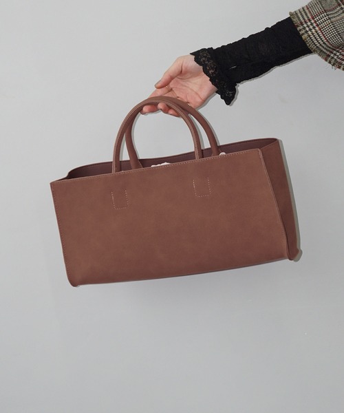 chuclla(チュクラ)の「スエードライク スクエアトート cha25s003(ハンドバッグ・レディース・ブラック/ブラウン/キャメル・FREE)」の9枚目の写真