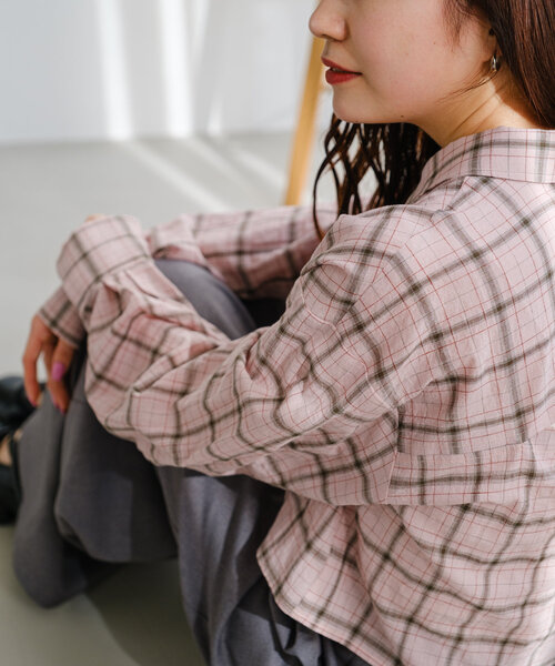 Kastane（カスタネ）の「カットアウトチェッククロップドシャツ（シャツ/ブラウス・レディース・ピンク/ブルー・FREE）」の11枚目の写真
