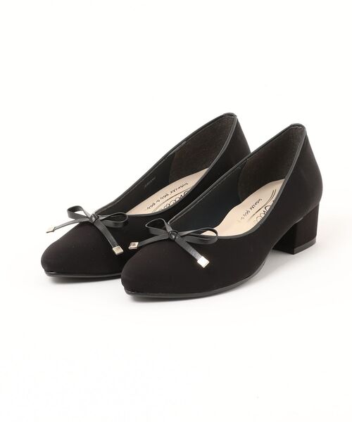 ABC-MART(エービーシーマート)の「JOLI ENCORE ジョリー アンコール RIBON PPS 3 リボンパンプス 3 JE80246 BLACK(パンプス・レディース・ブラック・22.5cm/23.0cm/23.5cm/24.0cm/24.5cm)」の1枚目の写真