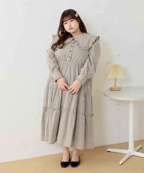 美品　TO BE CHIC 大きなサイズ　42 ワンピース　 総柄　フリル CLETTEオリジナル☆シアー花柄フリルワンピース | 大きいサイズ
