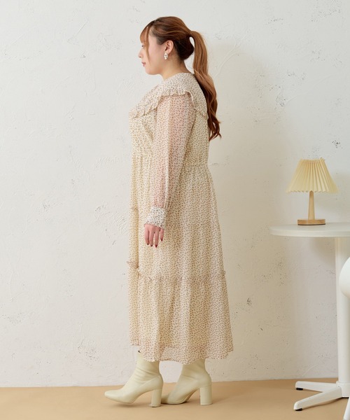 セール】【大きいサイズ】フリル襟ティアード総柄ワンピース