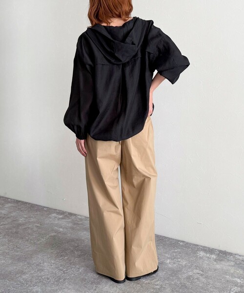 fredy emue（フレディエミュ）の「コットンナイロンストレッチセミワイドパンツ（その他パンツ・レディース・ブラック/カーキ/ベージュ/ピンク・36/38）」の18枚目の写真