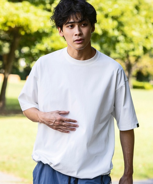 +phenix(プラスフェニックス)の「+phenix(プラスフェニックス)DRY DRAW CORD SHORT SLEEVE T-SHIRTS ドライドローコード ショートスリーブ 半袖Tシャツ(吸水速乾 / UPF50+)(Tシャツ/カットソー・メンズ・ブラック/オフホワイト/ターコイズブルー・S/M/L/XL)」の9枚目の写真