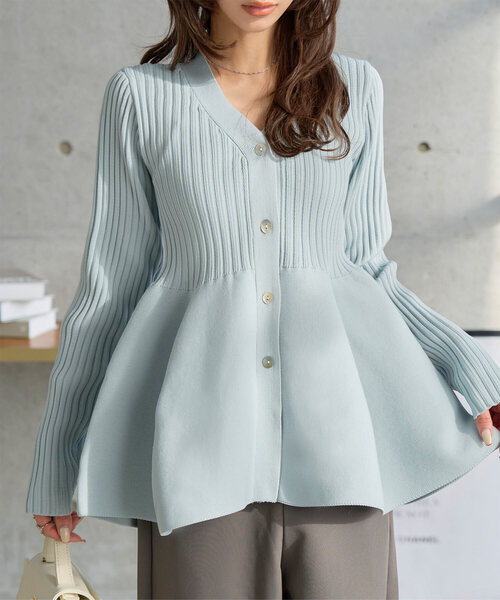 KOBE LETTUCE（コウベレタス）の「Vネックペプラムリブカーディガン（カーディガン/ボレロ・レディース・ネイビー/ホワイト/ピンク/ブラック/ブルー/ネイビー系/アイボリー/カーキ/ボルドー/ピンク系/ミント/グレー系・M）」の5枚目の写真