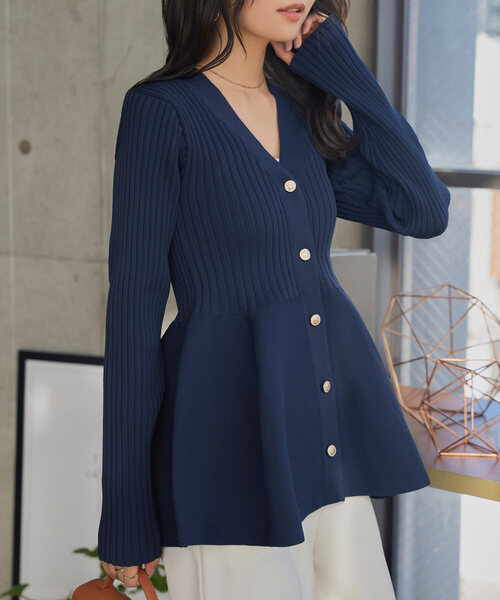 KOBE LETTUCE（コウベレタス）の「Vネックペプラムリブカーディガン（カーディガン/ボレロ・レディース・ネイビー/ホワイト/ピンク/ブラック/ブルー/ネイビー系/アイボリー/カーキ/ボルドー/ピンク系/ミント/グレー系・M）」の9枚目の写真