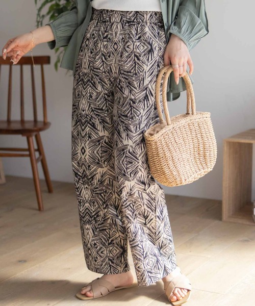 Howdy Marie（ハウディ―マリー）の「Howdy Marie インドファブリック 綿麻ワイドパンツ（その他パンツ・レディース・ブラック系2/ブラック系1/ブラック系3/キナリ・M/L）」の8枚目の写真
