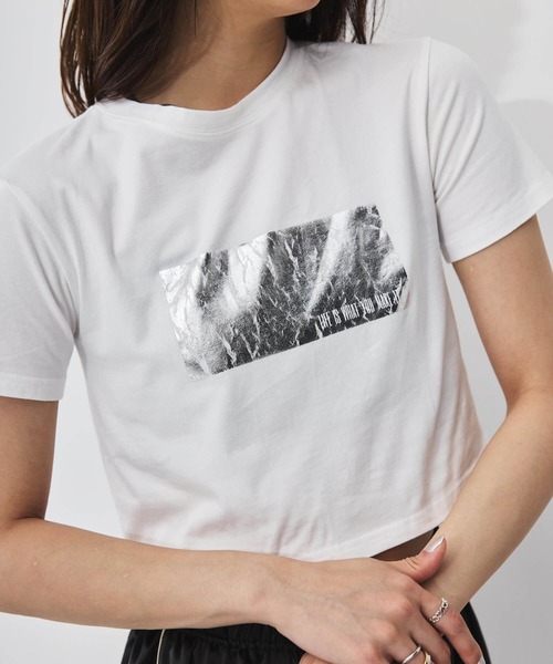 DIP IN CHOCOLATE(ディップインチョコレート)の「箔プリントクロップドTシャツ【DIP IN CHOCOLATE】(Tシャツ/カットソー・レディース・ブラック/ピンク/ゴールド/シルバーグレー・F)」の14枚目の写真