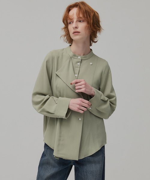 PUBLIC TOKYO(パブリックトウキョウ)の「ターンバックバンドカラーシャツ(シャツ/ブラウス・レディース・ダークグレー/グリーン・FREE)」の18枚目の写真