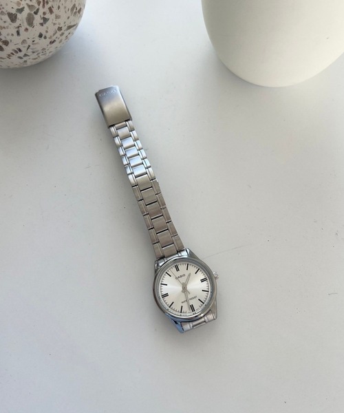 Me%（ミィパーセント）の「CASIOスタンダードウオッチ 322501（アナログ腕時計・レディース・ブラック/オフホワイト・FREE）」の7枚目の写真