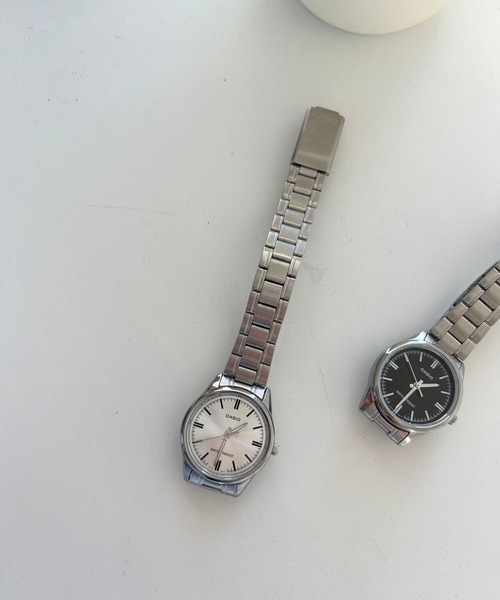 Me%（ミィパーセント）の「CASIOスタンダードウオッチ 322501（アナログ腕時計・レディース・ブラック/オフホワイト・FREE）」の8枚目の写真