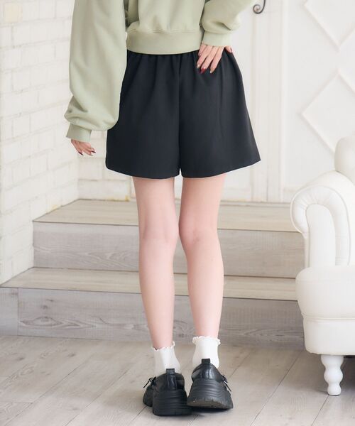 ems excite（エムズエキサイト）の「ツートンボタンSPT（その他パンツ・レディース・ライトグレー/ブラック/ベージュ・FREE）」の12枚目の写真