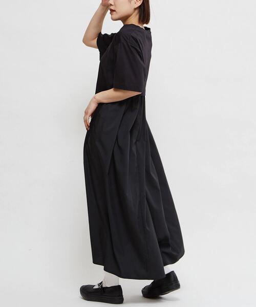 CONVERSE TOKYO(コンバーストウキョウ)の「BACK GATHER DOCKING DRESS(ワンピース・レディース・ブルー/ブラック/ライトグレー・FREE)」の2枚目の写真