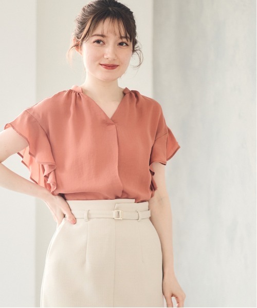 12Twelve Agenda（トゥエルブ　アジェンダ）の「NANOTEXキーネックフリルスリーブブラウス（シャツ/ブラウス・レディース・オフホワイト/ネイビー/イエロー/コーラル・M）」の6枚目の写真