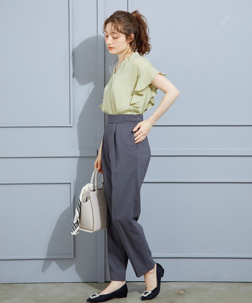 12Twelve Agenda（トゥエルブ　アジェンダ）の「NANOTEXキーネックフリルスリーブブラウス（シャツ/ブラウス・レディース・オフホワイト/ネイビー/イエロー/コーラル・M）」の20枚目の写真