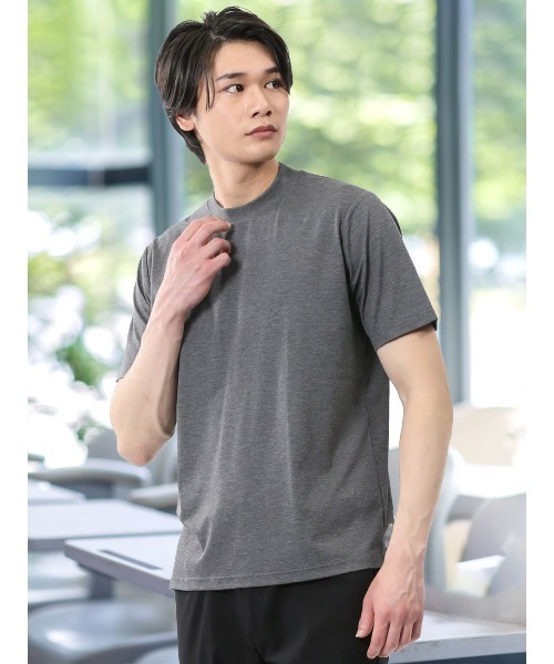 TAKA-Q（タカキュー）の「【接触冷感 ストレッチ】タカキュー スロープネック 半袖Tシャツ（Tシャツ/カットソー・メンズ・ネイビー/ブラック/グレー/ホワイト・MEDIUM/LARGE/X-LARGE/S）」の4枚目の写真